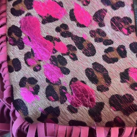 Keep It Gypsy Leather crossbody purse - Picture 7 of 12